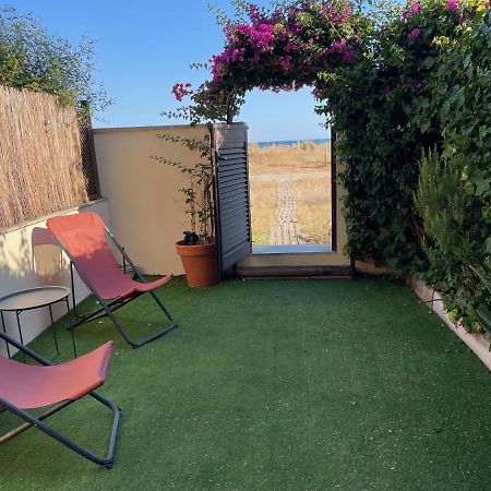 Beach Flat With Garden Castelldefels Exterior foto